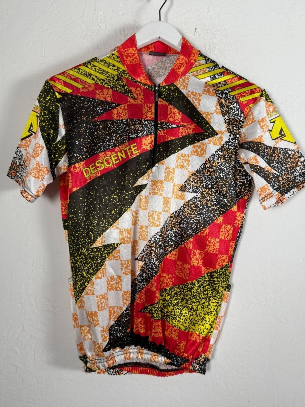 Vintage 90s Descente Cycling Jersey Mens Medium Abstract 1/4 Zip Bike Shirt Red